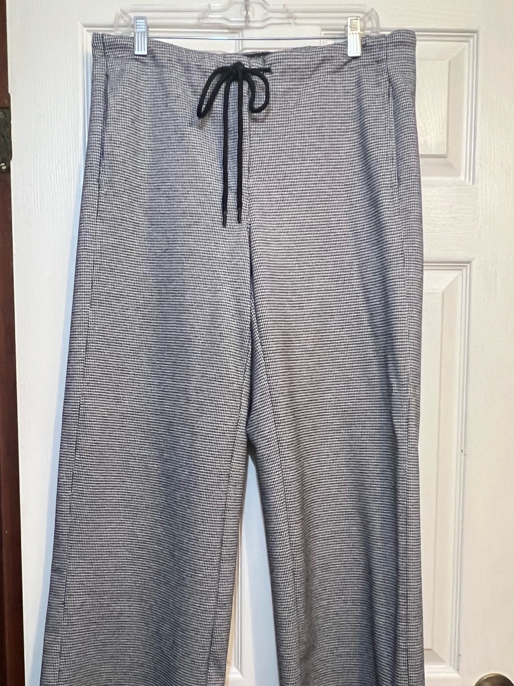Women’s Gray Wide-Leg Knit Pants